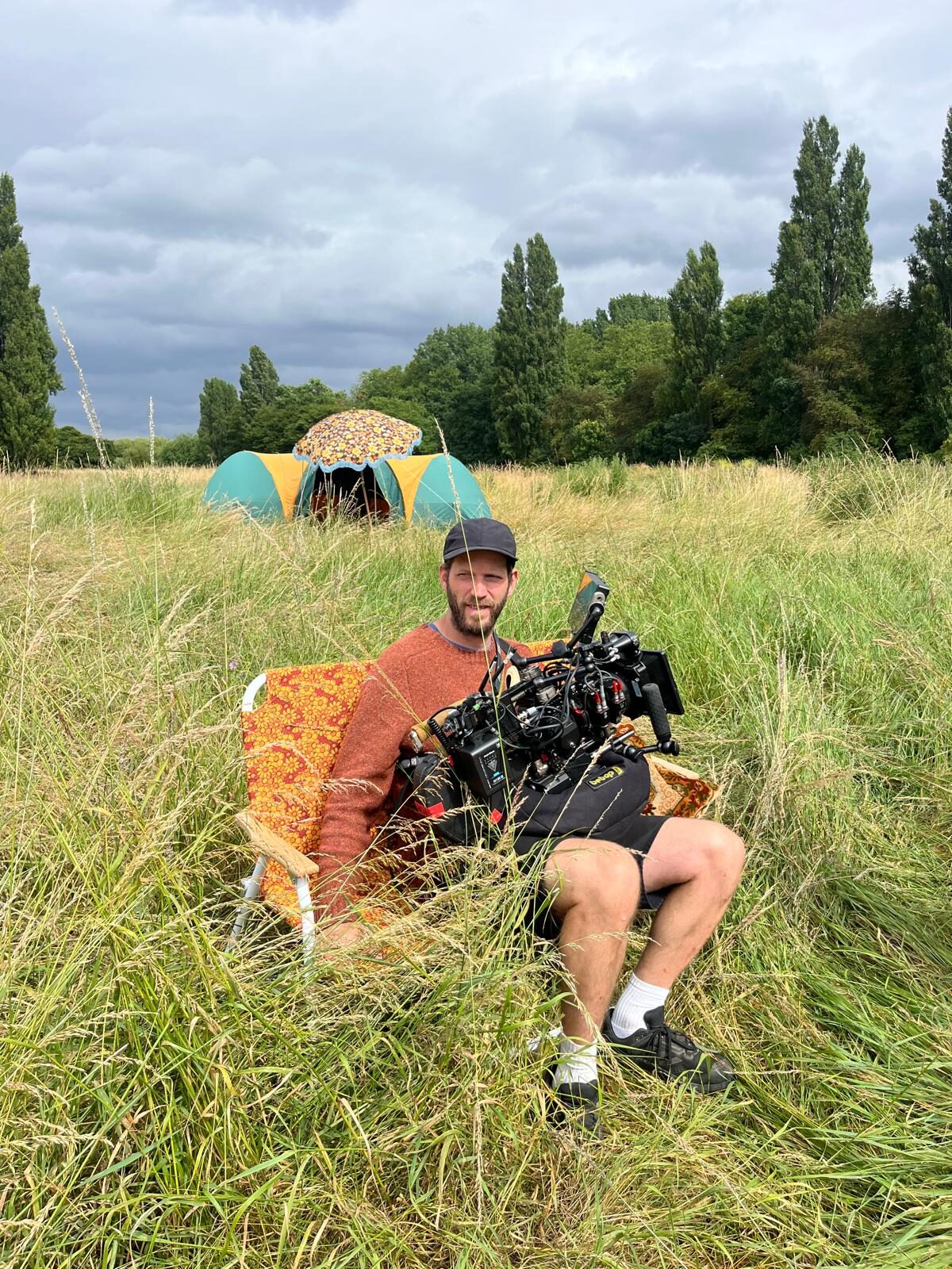 Pete Wade on set